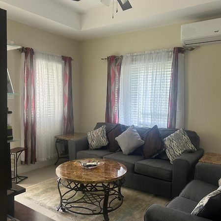 Seamist Villa @Oceanpointe Lucea Comfy 2Br W/Pool Gym & Parking Extérieur photo