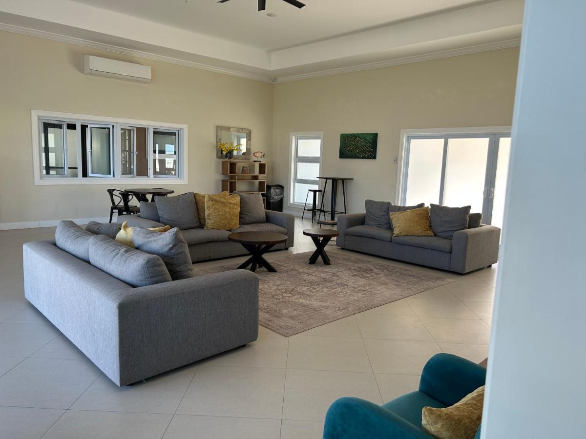 Seamist Villa @Oceanpointe Lucea Comfy 2Br W/Pool Gym & Parking Extérieur photo