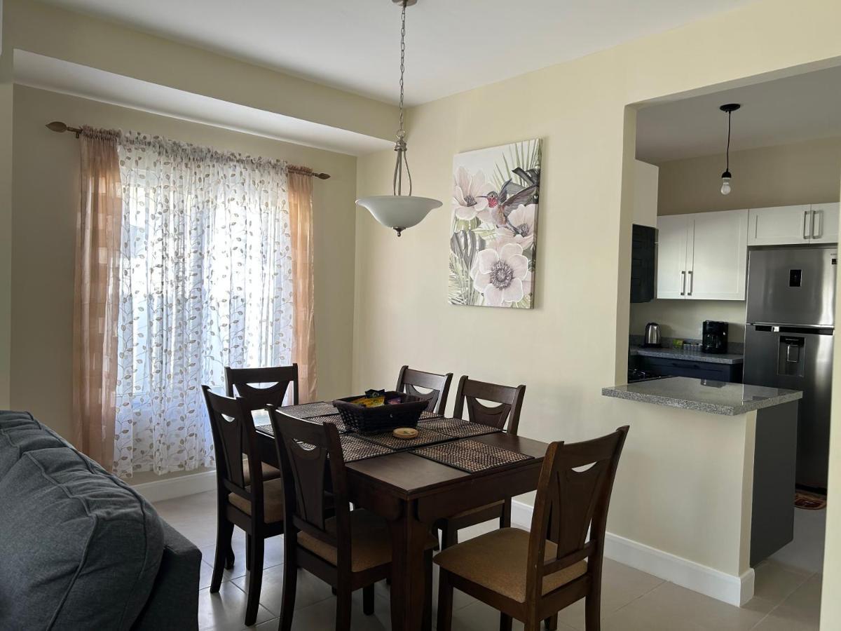 Seamist Villa @Oceanpointe Lucea Comfy 2Br W/Pool Gym & Parking Extérieur photo